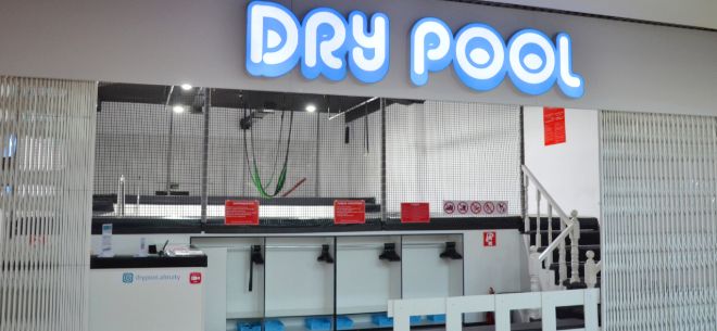 Парк развлечений DryPool в ТРЦ Asia Park